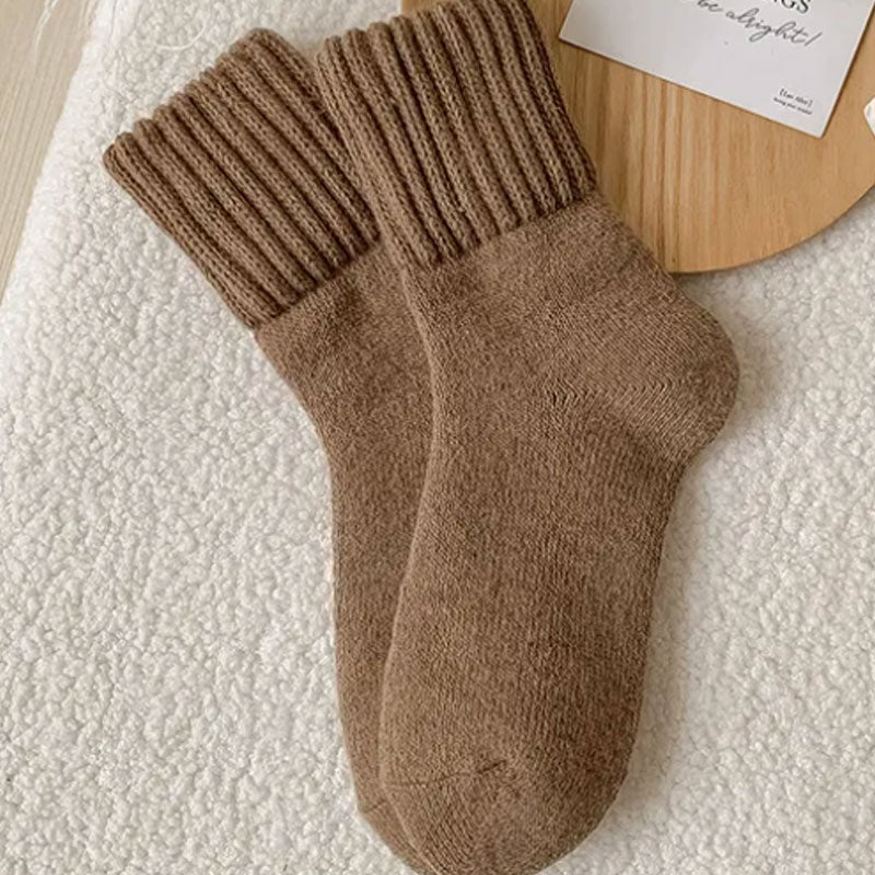 🎁5 par til spesialpri🧦 Varme ullsokker i middels høyde