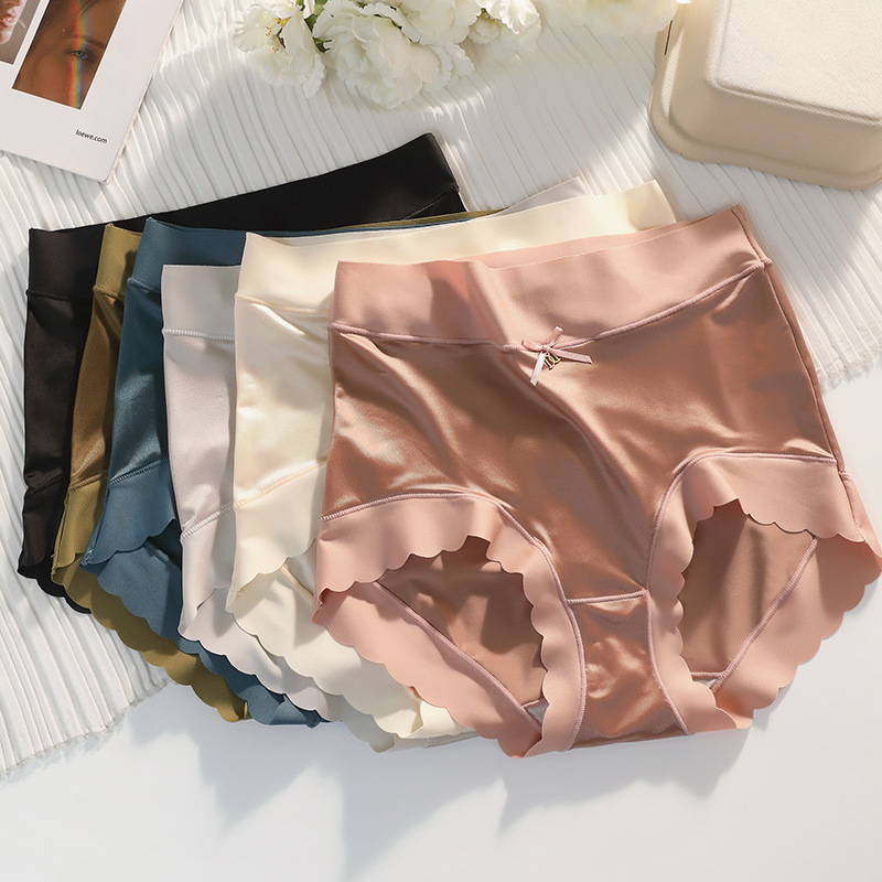 🎁Kjøp 1 Få 2 (3-pakning) Premium Satin Antibacterial Ice Silk Fuktabsorberende truse