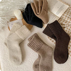 🎁5 par til spesialpri🧦 Varme ullsokker i middels høyde