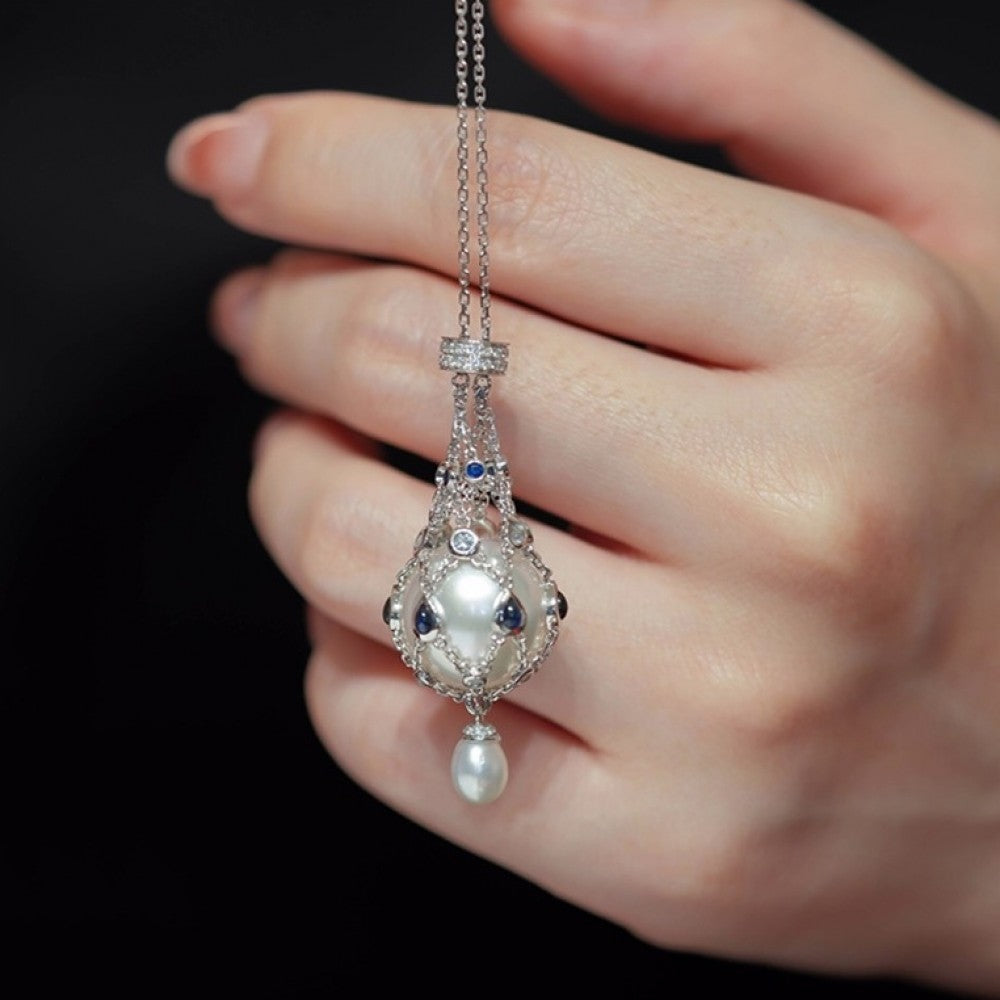 💎 Lavelle-anheng med ferskvannsperle og safi